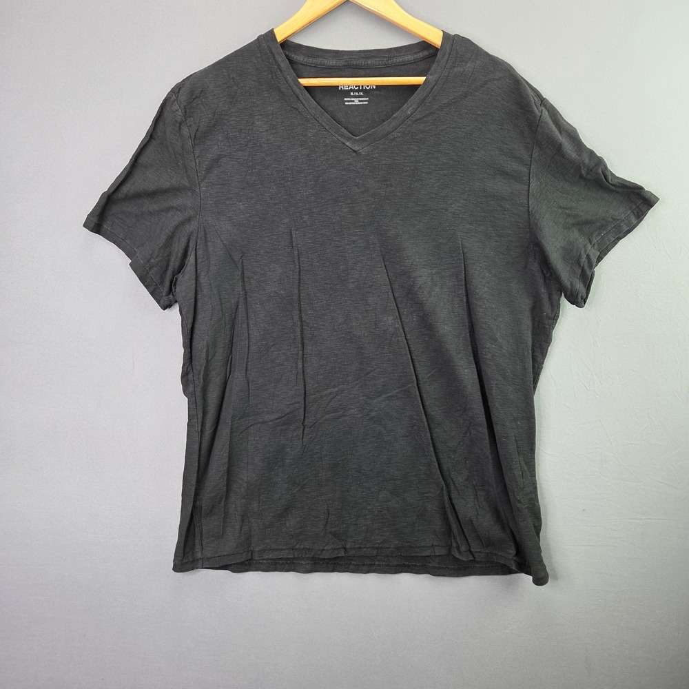Kenneth Cole Reaction T-Shirt V-Neck XL Black Cotton Short Sleeve Basic Tee